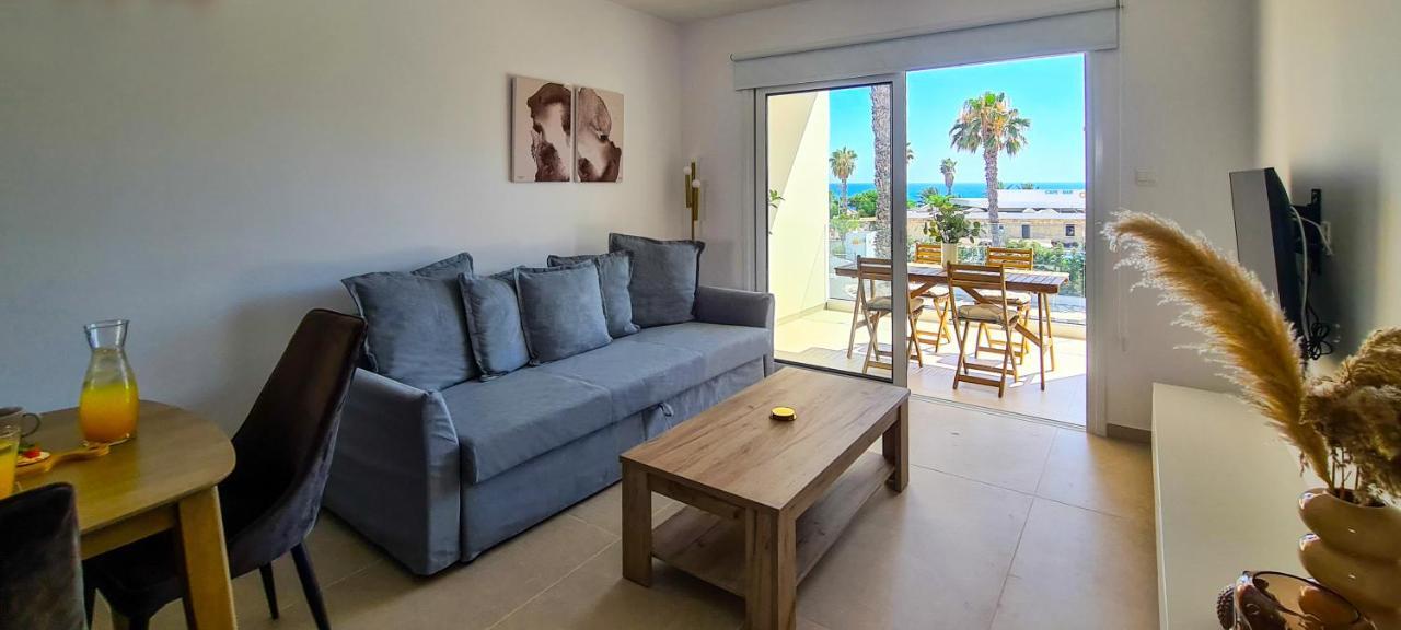 Phaedrus Living: Seaview Luxury Flat Limnaria 151 Apartment Paphos Bagian luar foto