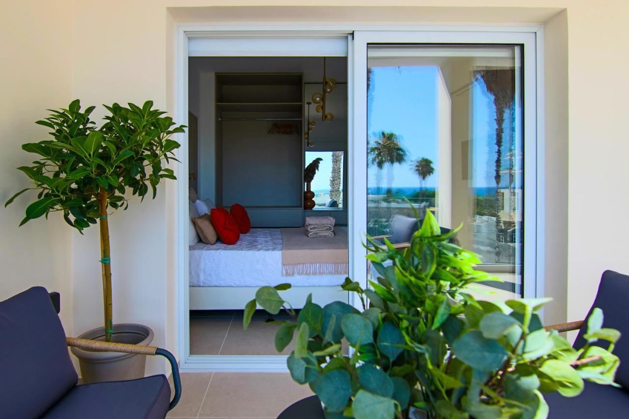 Phaedrus Living: Seaview Luxury Flat Limnaria 151 Apartment Paphos Bagian luar foto