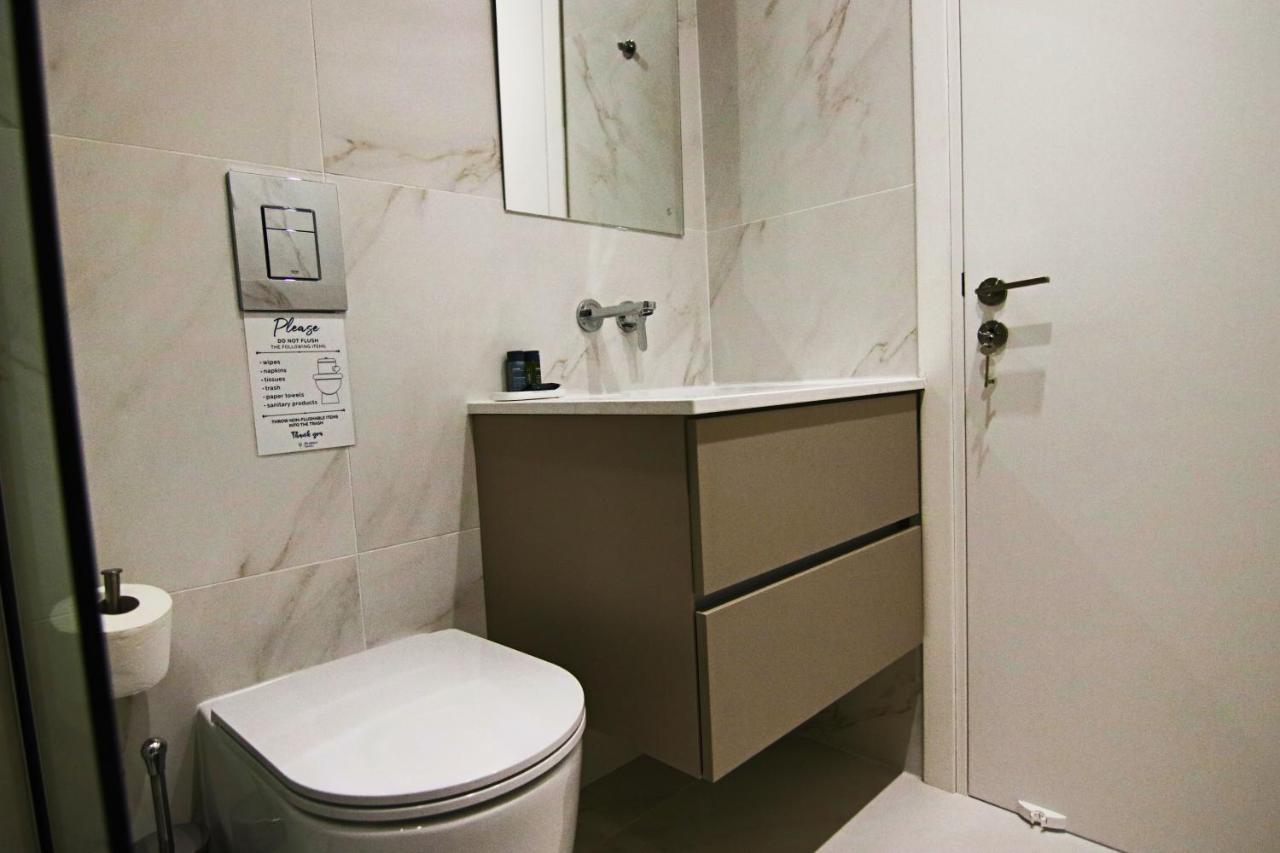 Phaedrus Living: Seaview Luxury Flat Limnaria 151 Apartment Paphos Bagian luar foto