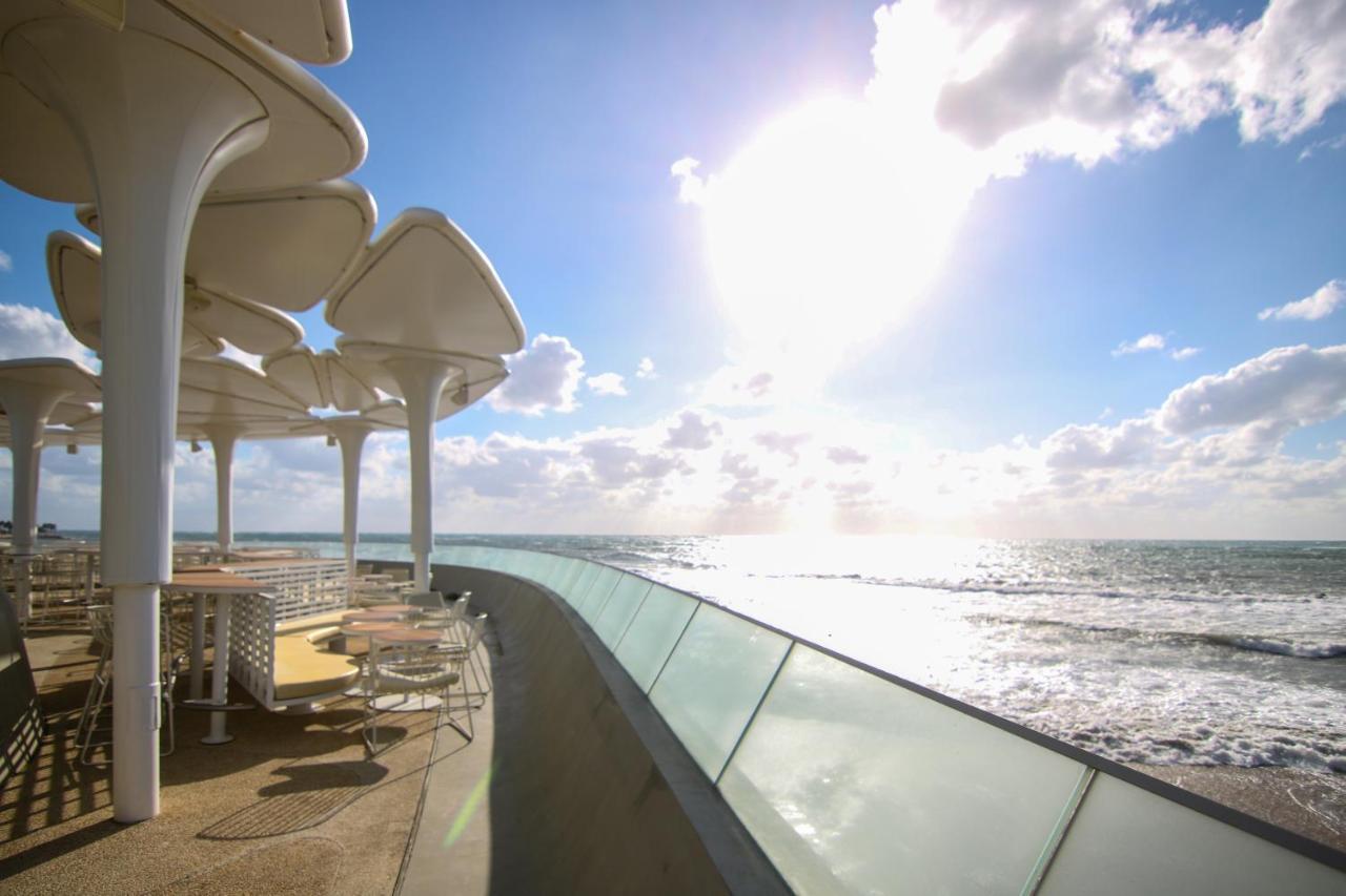 Phaedrus Living: Seaview Luxury Flat Limnaria 151 Apartment Paphos Bagian luar foto